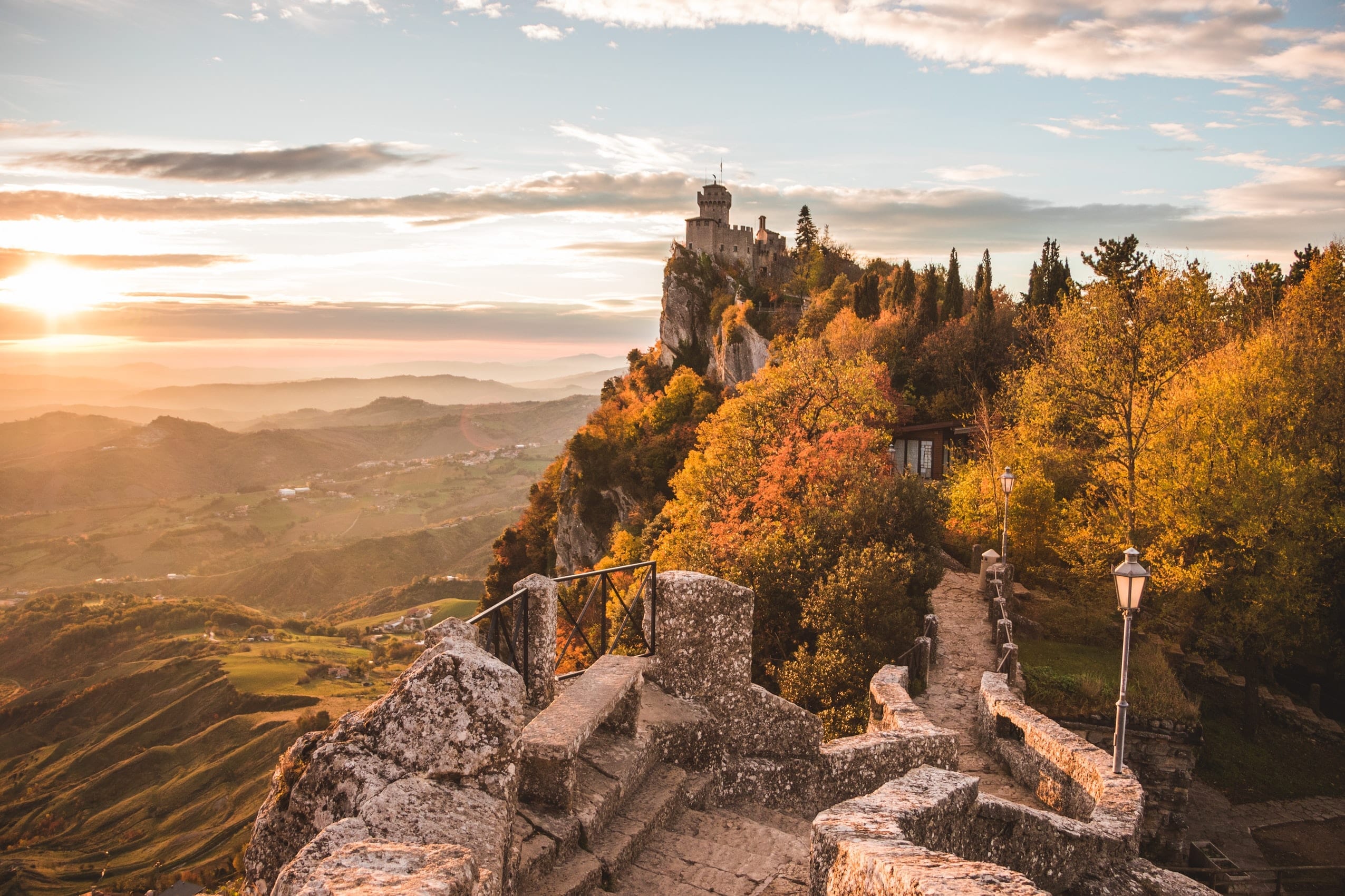 15 Striking Facts About San Marino