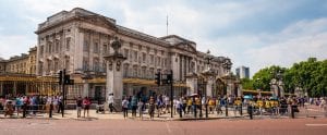 Tourists outside Buckingham Palace