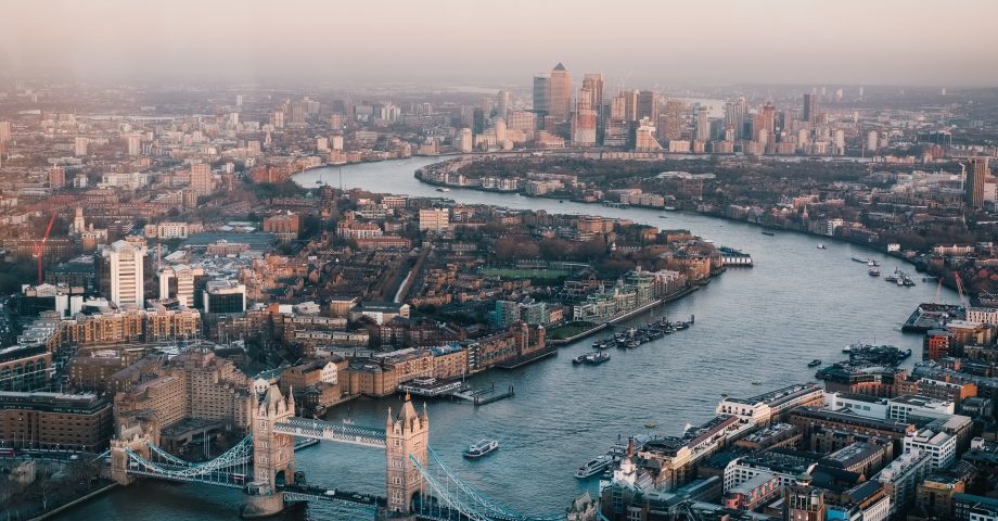 interesting facts about the river Thames