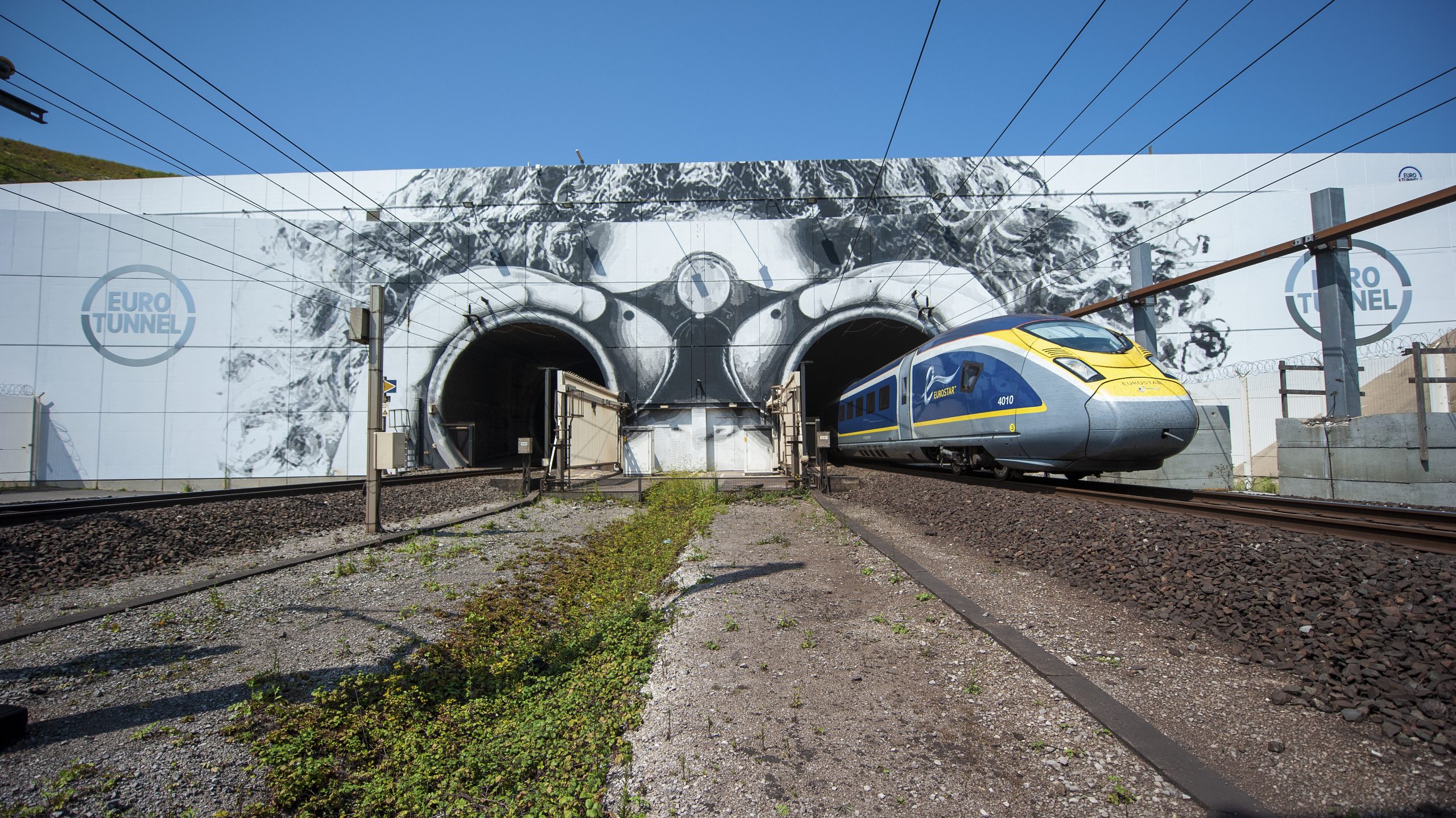 14 Captivating Facts About The Channel Tunnel