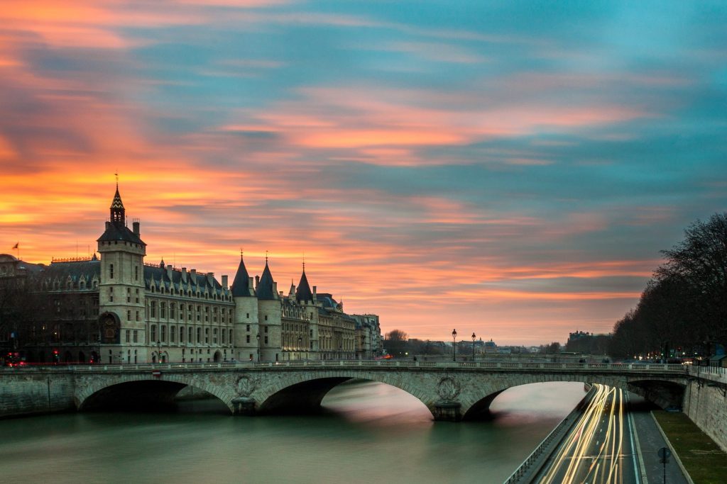 interesting facts about Paris