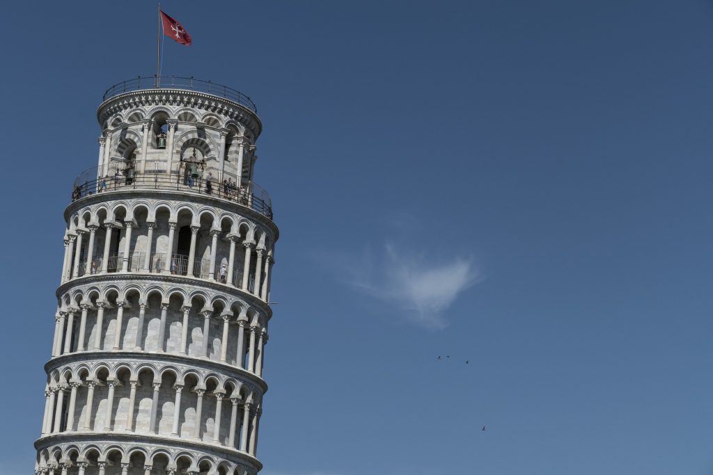 interesting facts about the leaning tower of pisa