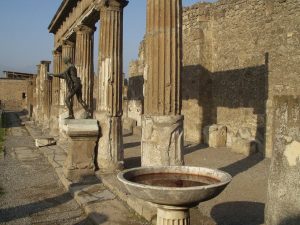 column ruins of Pompeii