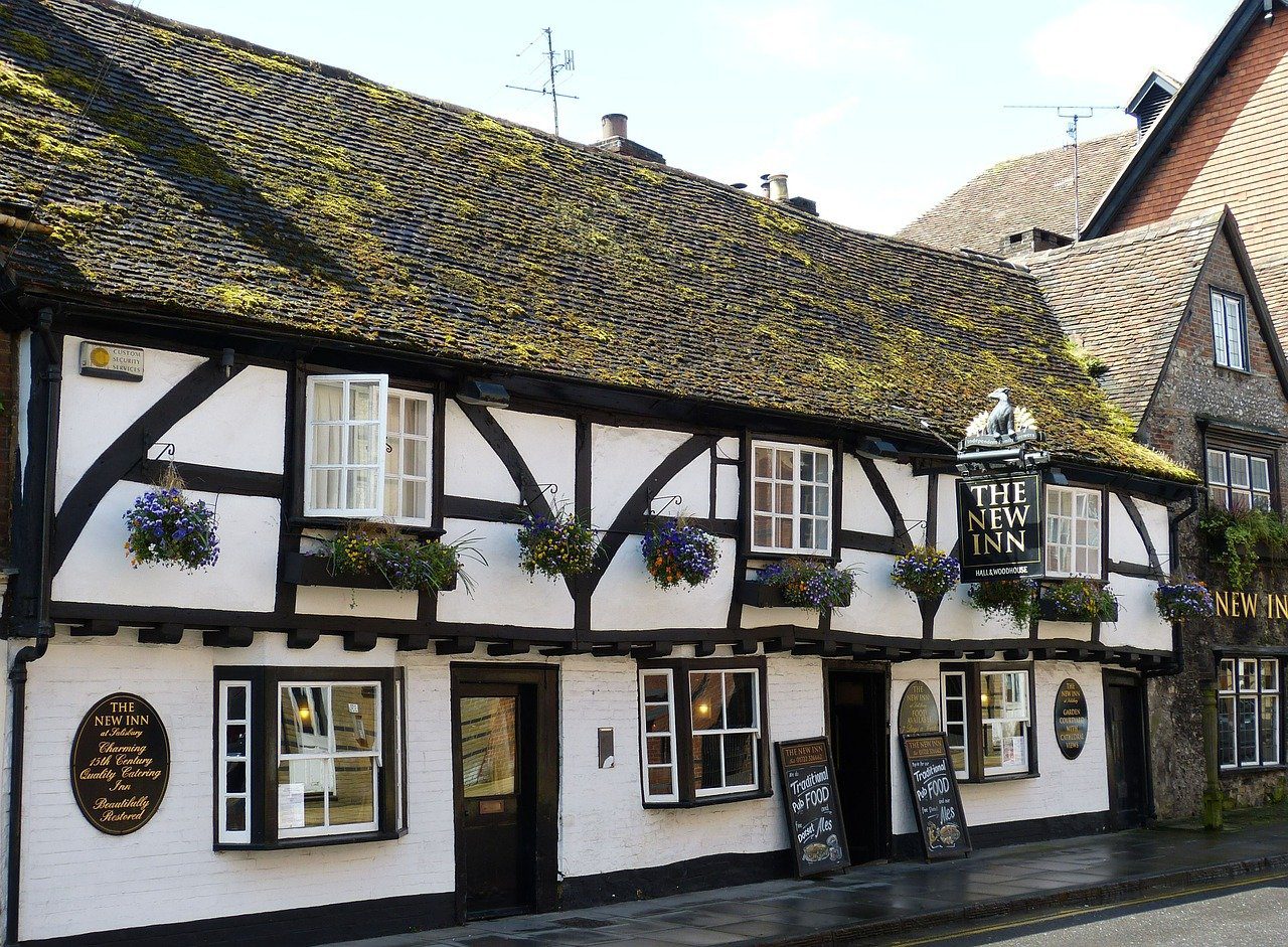 12 Wondrous Facts About Wiltshire
