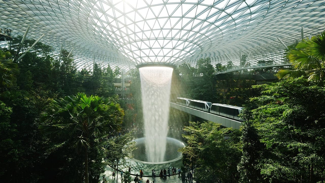 10 Fast-Paced Facts About Changi Airport