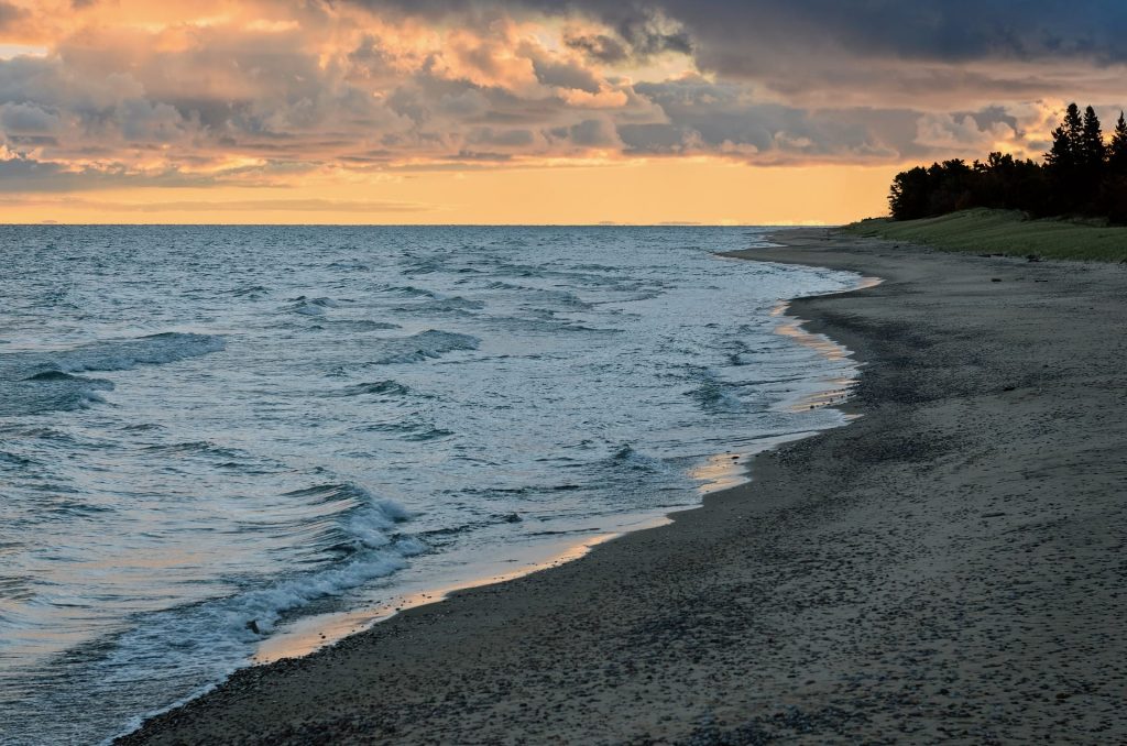 facts about the lake superior