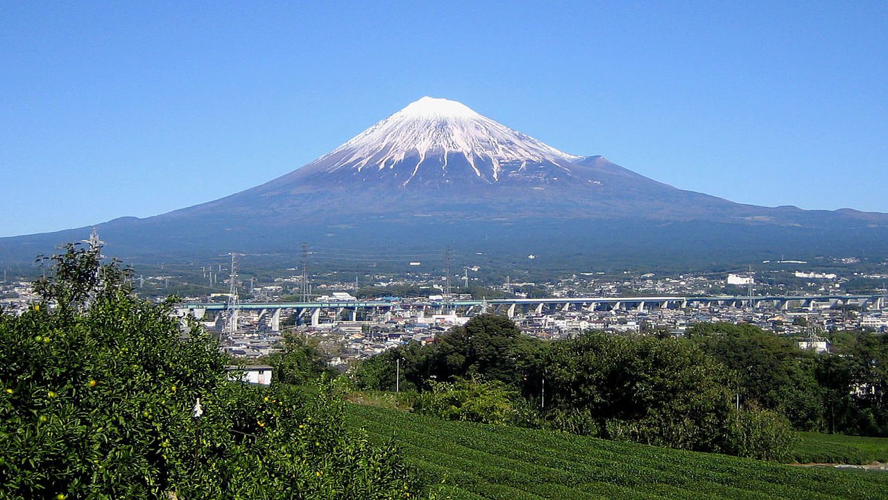 12 Towering Facts About Mount Fuji