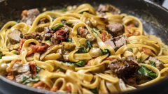 EASY SAUSAGE TAGLIATELLE RECEIPE